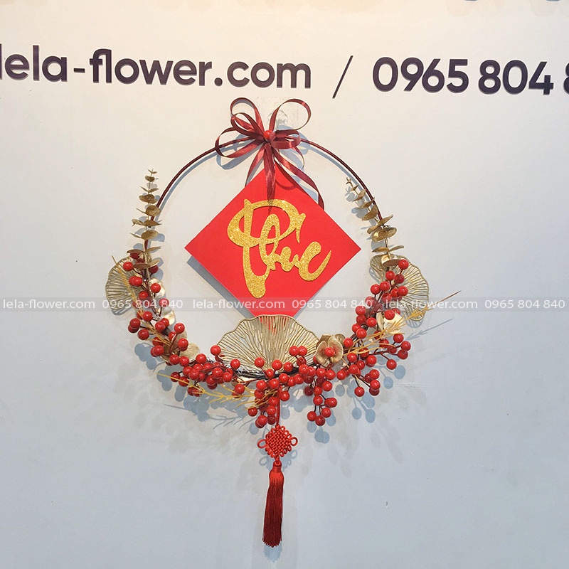 Vòng hoa đào đông đã kết sẵn, vòng nguyệt quế treo tường, treo cửa Tết 2022 size 45cm (VNQ0005) Lela Flower