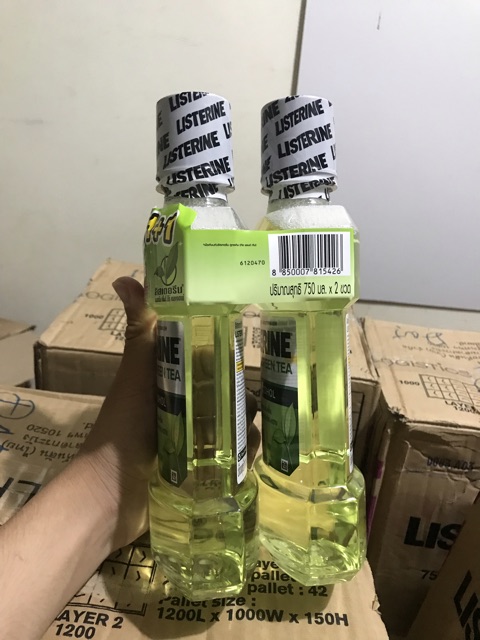 Mua 1 Tặng 1 Nước Súc Miệng Trà Xanh Listerine Natural Green Tea 750ml