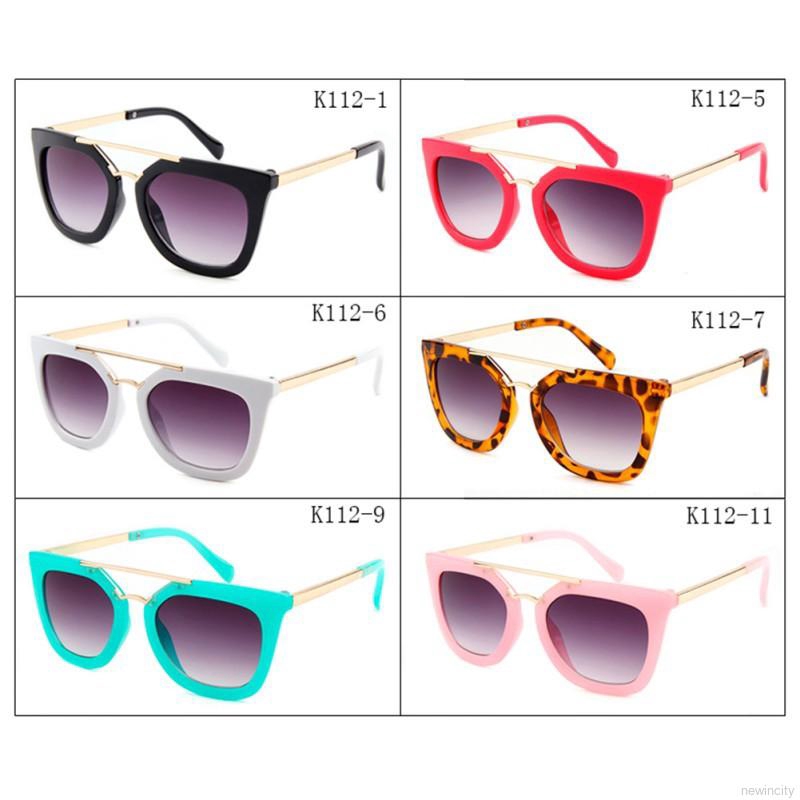 Kính mát gọng kim loại dễ thương cho bé