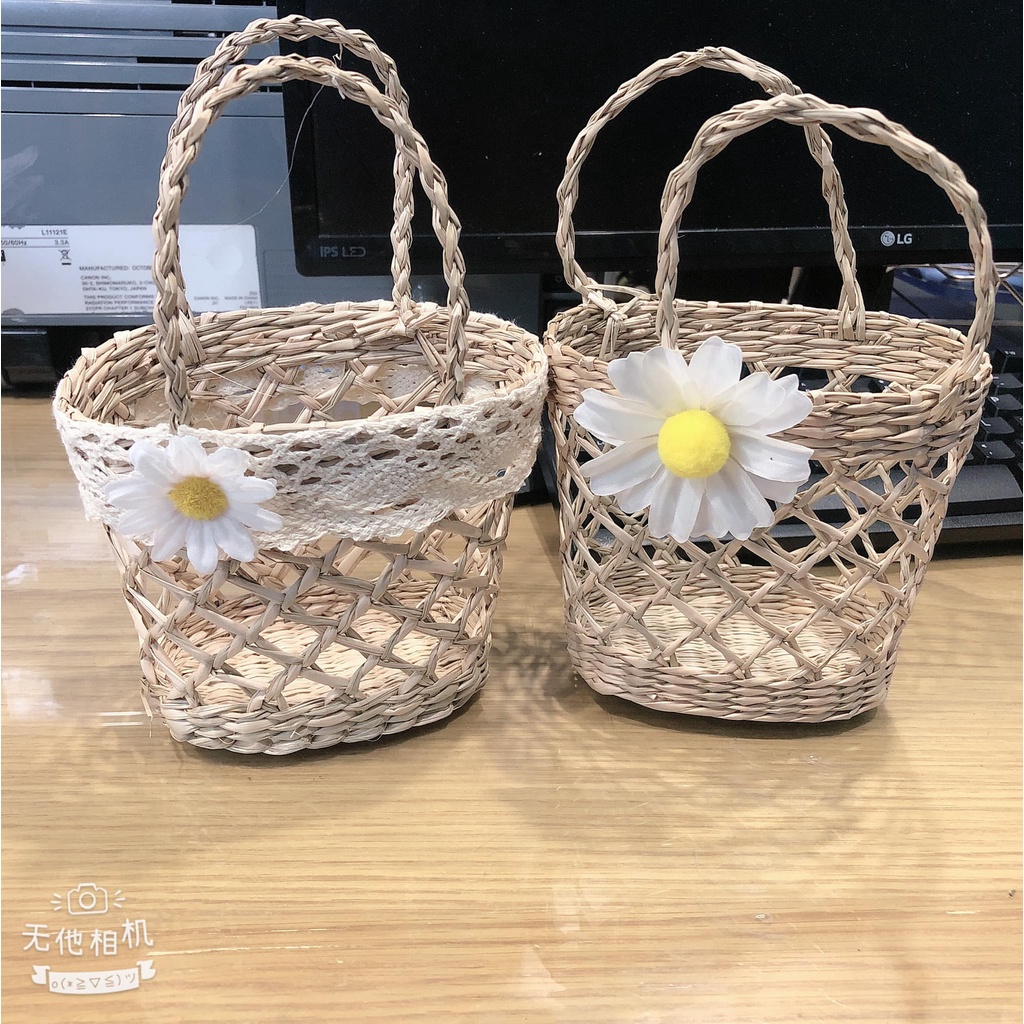 Túi giỏ cói handmade nơ, hoa cúc cho mẹ và bé sống ảo đi du lịch, đi biển cực xinh size 12cm an toàn cho da bé