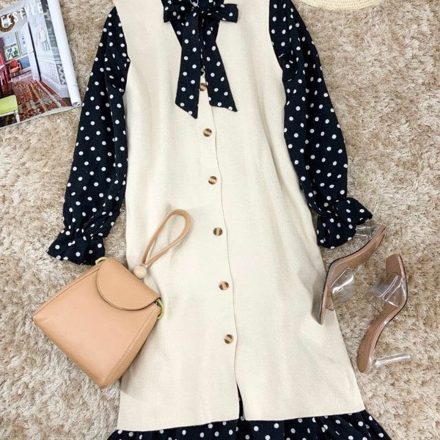 Set đầm yếm len sát nách và đầm bi suôn phối cổ nơ xinh