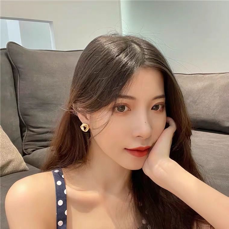 Khuyên Tai Hình Tam Giác Phong Cách Hong Kong Thời Trang 2022 Dành Cho Nữ