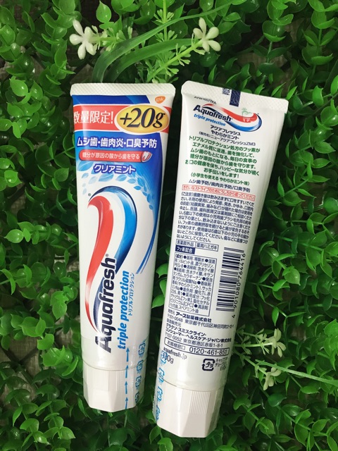 Kem đánh răng trắng răng Aquafresh bạc hà trà xanh