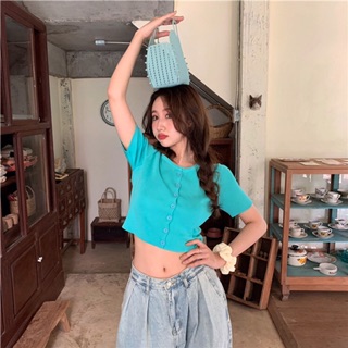 [Order] Áo len croptop nút