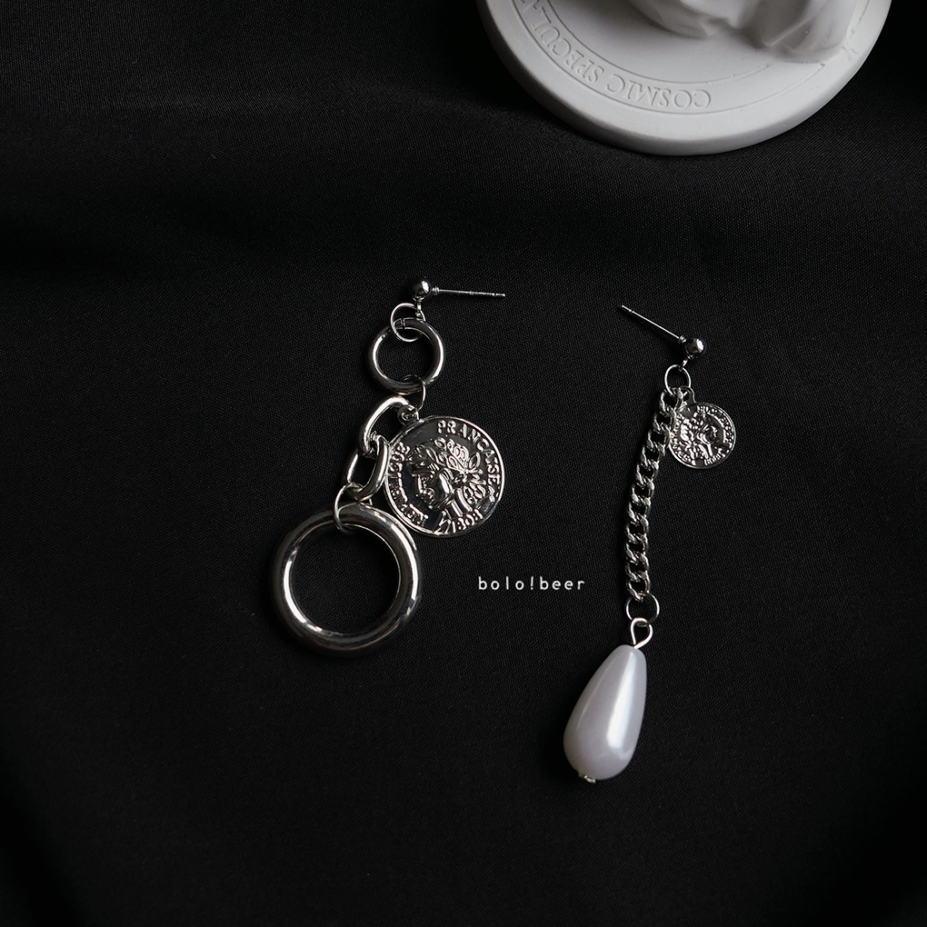 Khuyên tai hình chân dung đính ngọc trai nhân tạo phong cách vintage