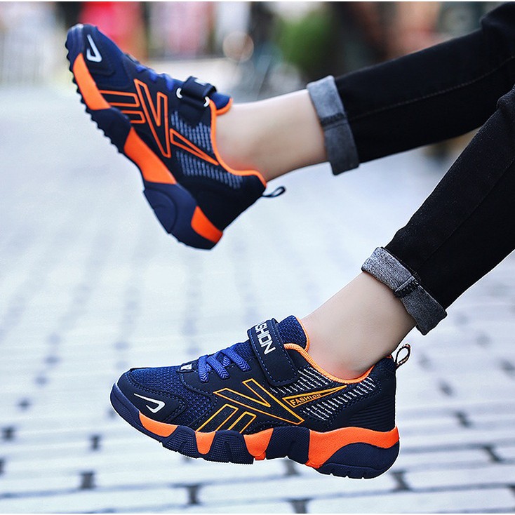 Giày thể thao trẻ em siêu nhẹ thoáng khí 2021 size 30-37 - giày sneaker bé trai