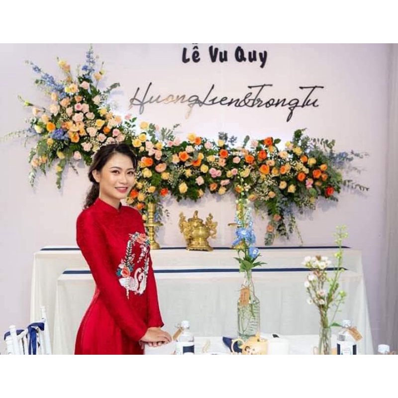 Áo dài gấm tơ thiên nga