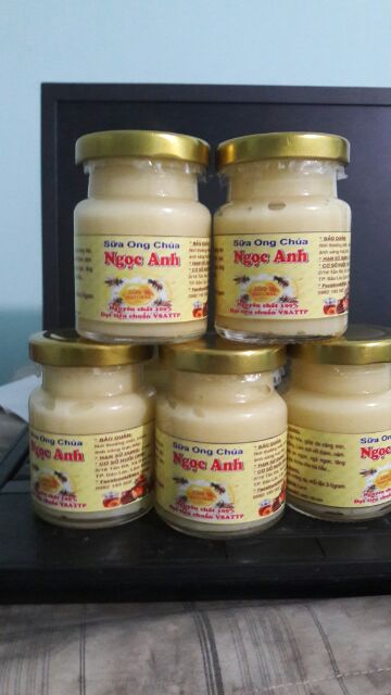 Sữa ong chúa tươi nguyên chât 100gr