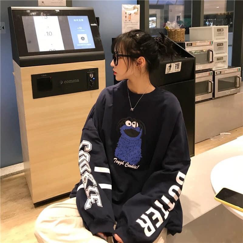 Áo thun tay dài  phom rộng hình thú phong cách ulzzang Hàn Quốc có 2 màu đen và trắng siêu xinh