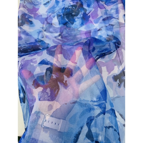 Voan kiếng cao cấp . Hàng nhập chuẩn đẹp. May đầm công chúa.Khổ1m5