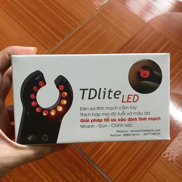 Đèn soi tĩnh mạch dùng trong spa thẫm mỹ viện