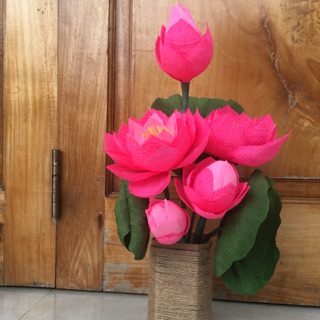 Chậu hoa sen hồng giấy nhún ( ko có chậu )