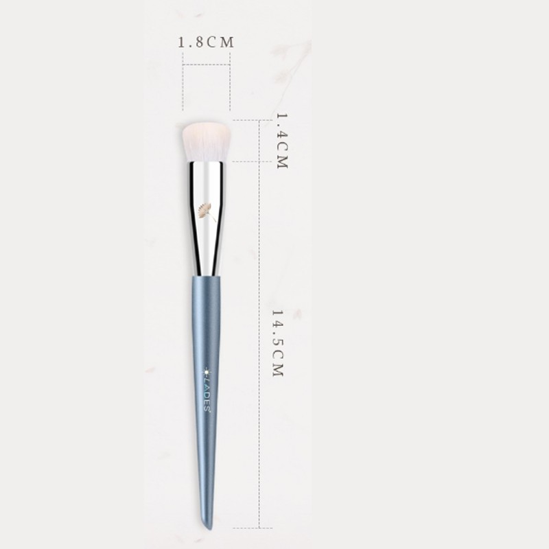 Cọ Tán Kem Nền - Che Khuyết Điểm LADES L38