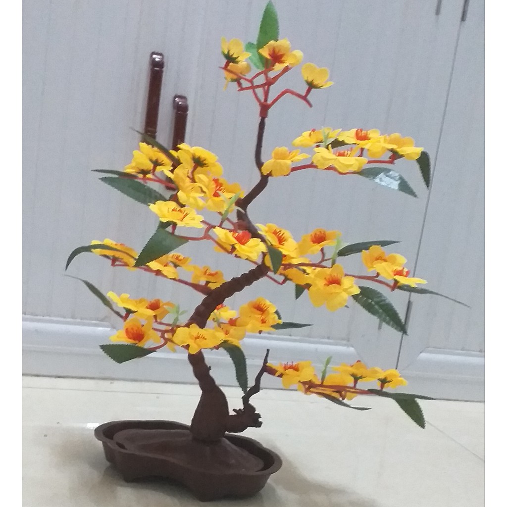 Cây mai giả để bàn đẹp như thật
