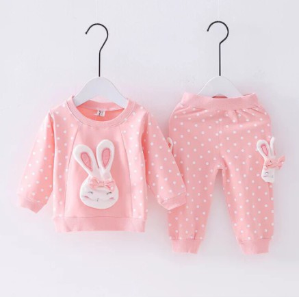 Sét bộ quần áo trẻ em thu đông Mặt Thỏ Chấm Bi dành cho bé gái 1-5 tuổi tương dương 8-18kg. Cute, đáng yêu