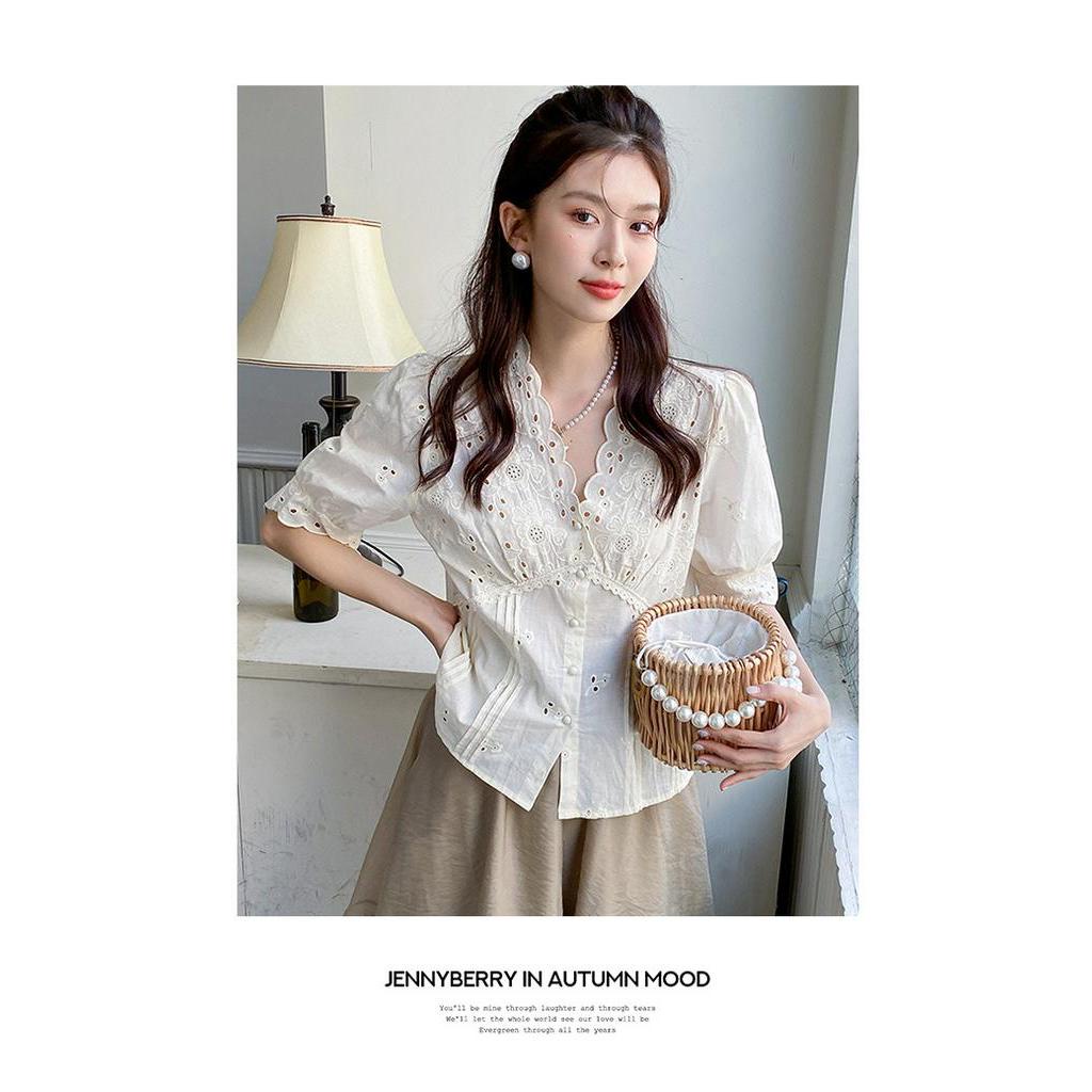 Áo Ren Hoa Cổ V Ngắn Tay Thời Trang Quyến Rũ 63426