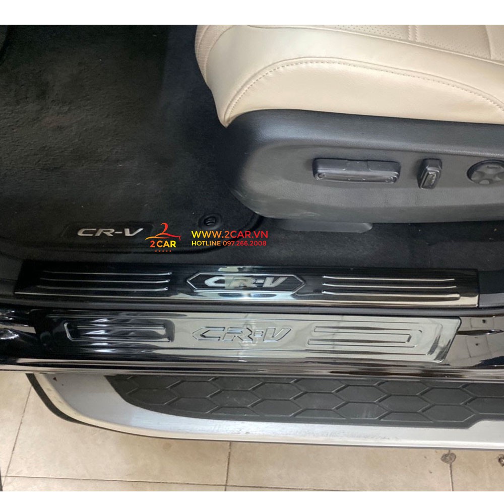 Ốp Bậc Cửa, Nẹp Bước Chân Trong Ngoài Xe Honda CRV 2018-2021, chất liệu Titan cao cấp