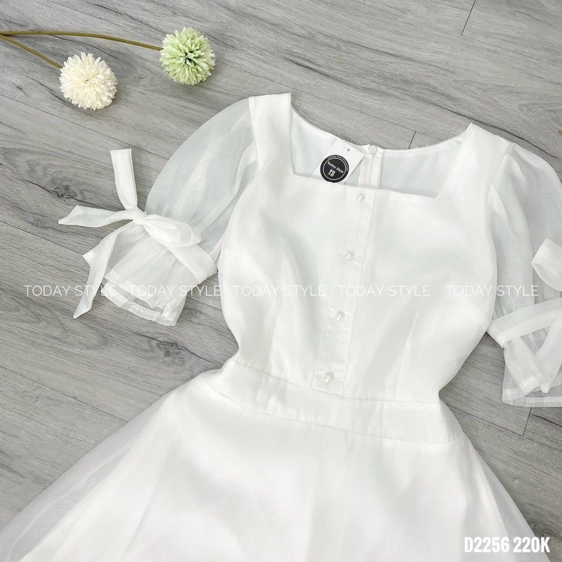 Đầm xoè tay nơ cổ vuông kt