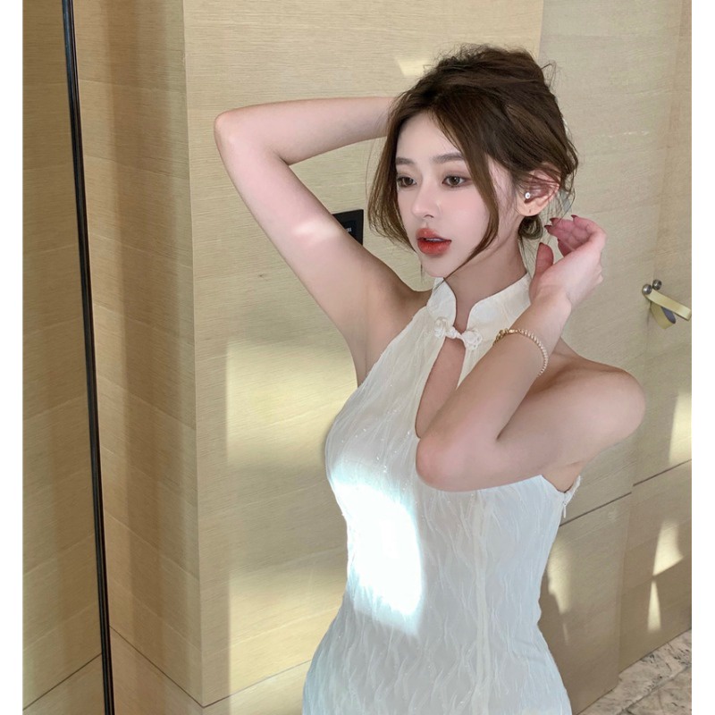 Jane Sườn xám ngắn tay xẻ tà ren gân quyến rũ