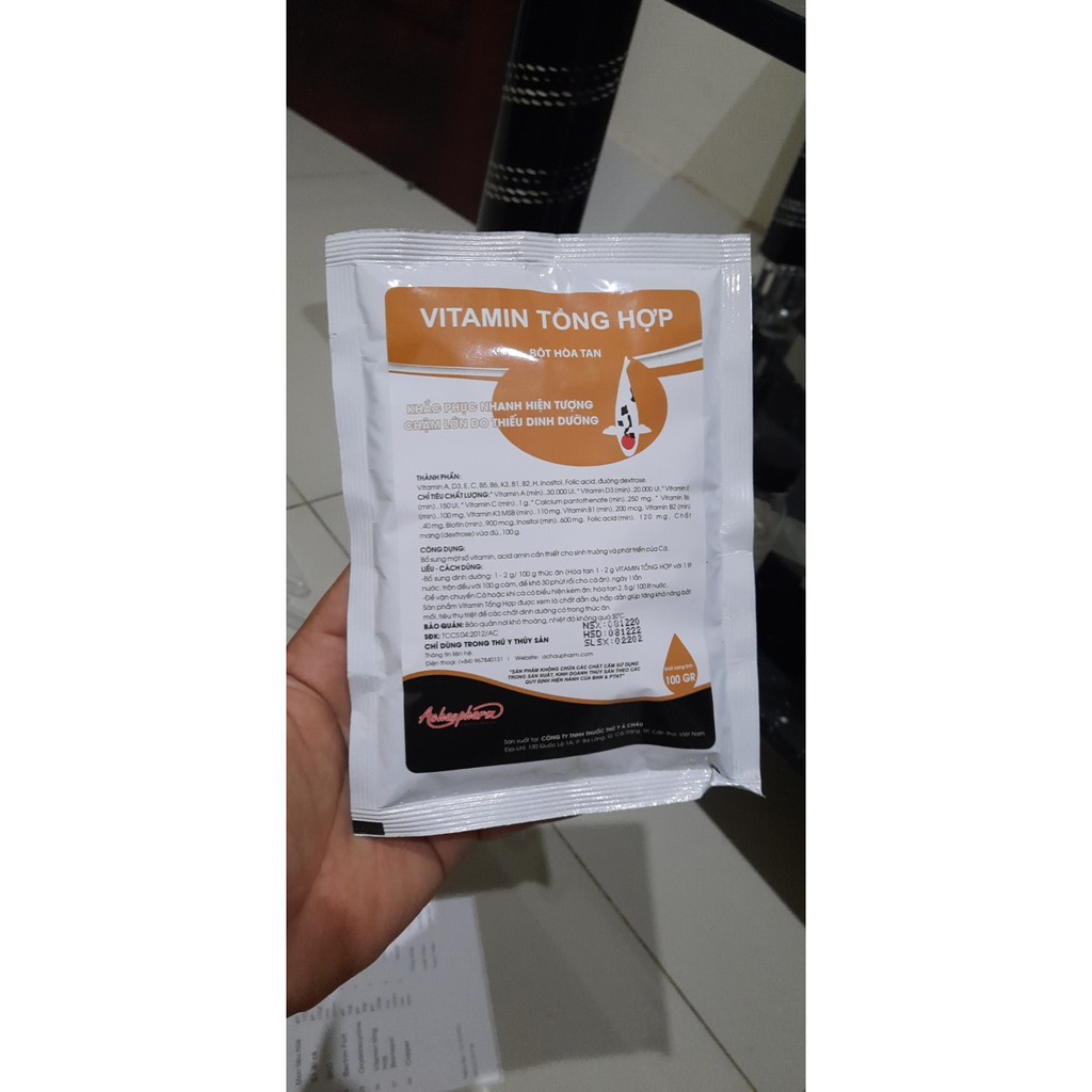 Vitamin tổng hợp dành cho cá cảnh, cá koi, cá rồng, cá vàng, cá bảy màu 100gr Tăng đề kháng, khắc phục chậm lớn