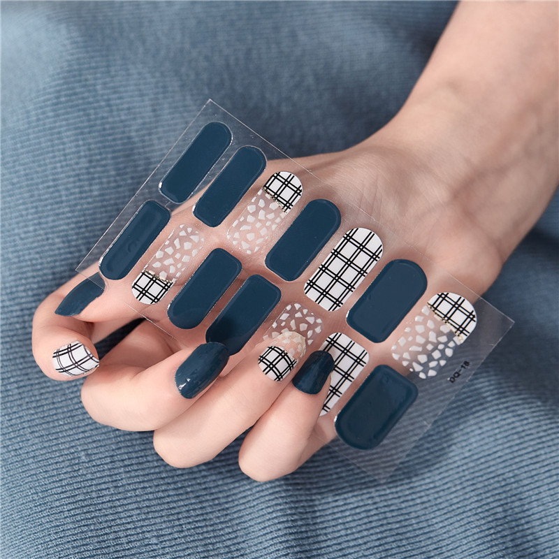 Set 14 miếng dán móng tay trang trí thời trang cho nữ