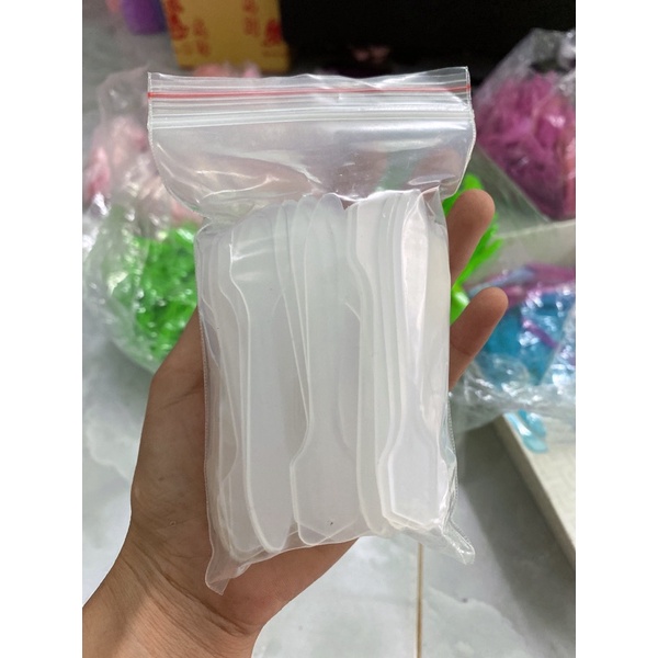 Combo 100 muỗng múc kem body