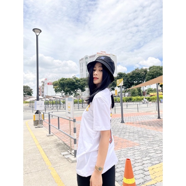 ÁO THUN NAM NỮ / Áo phông unisex logo lưng m/l/b m1864