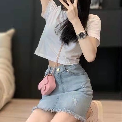 Quần Short Denim Lưng Cao Dáng Rộng Thêu Họa Tiết Thời Trang Mùa Hè 2022 Sang Trọng Cho Nữ