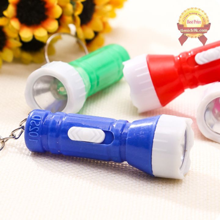 Đèn pin mini móc khóa nhựa soi ban đêm | Đèn led