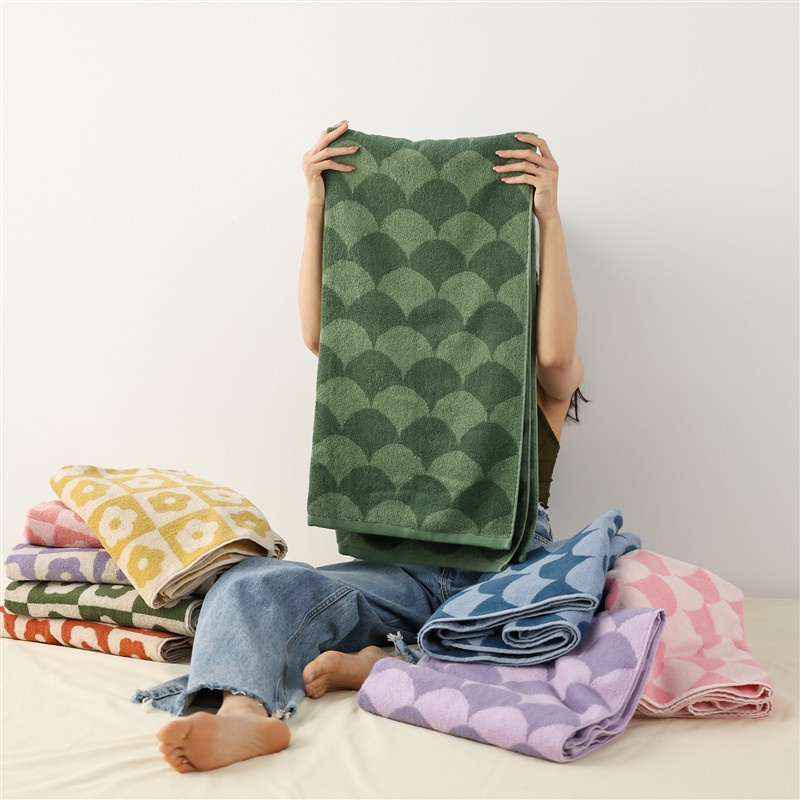 Khăn Tắm Cotton Dày Dặn Mềm Mại Thấm Hút Tốt Tiện Dụng