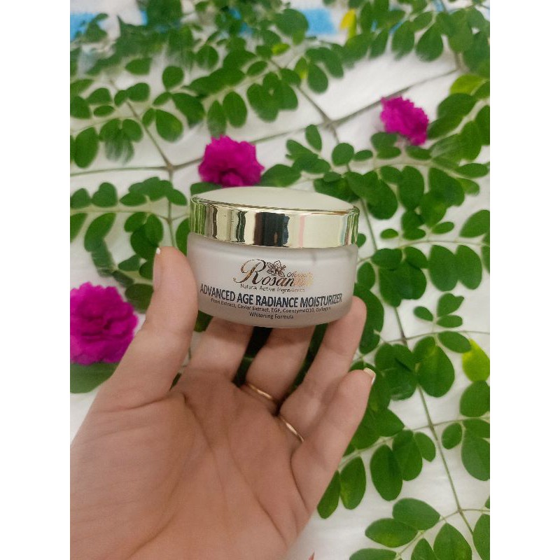 Kem dưỡng trắng da, chống lão hoá Rosanna Advanced Age Radiance Moisturizer:
