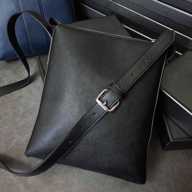 Túi da nam đeo chéo PEDRO