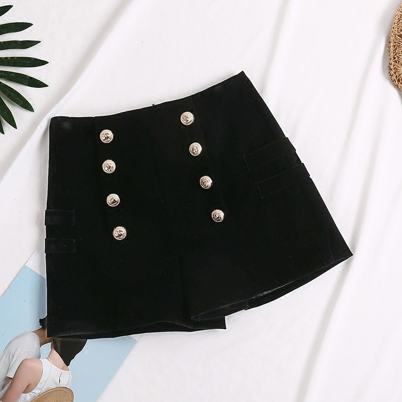 Quần short nhung 2 hàng khuy khóa kéo