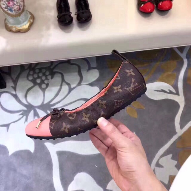 Bệt nữ super