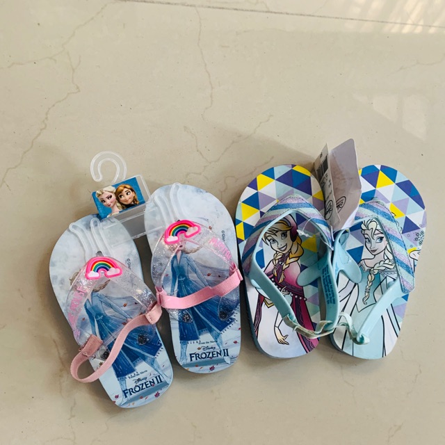 Dép tông xuất Disney