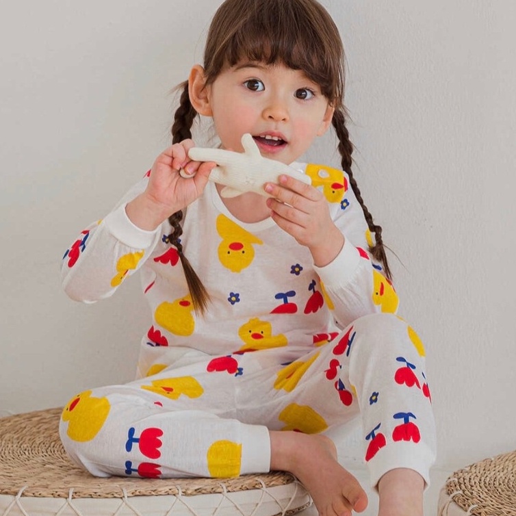Bộ Dài Tay Cao Cấp Bé Gái Nội Địa Hàn Quốc Của Hãng Cordii, Chất Cotton giấy Organic Mẫu Vịt Vàng