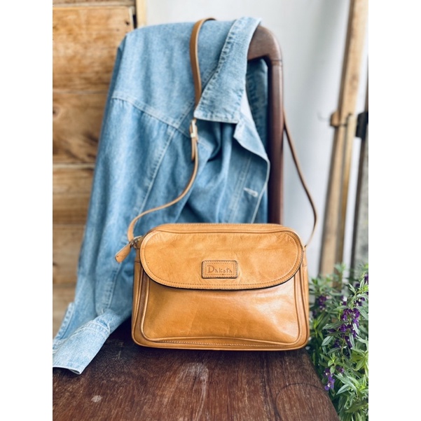 SALE- túi si da thật hiệu Dakota