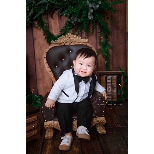 Sét Vest Viền Đen Siêu Ngầu Cho Bé Trai