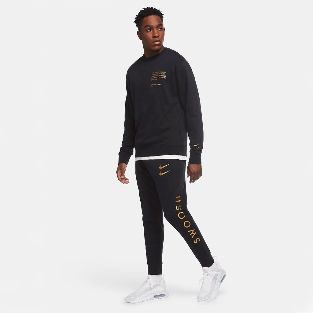 QUẦN DÀI NAM SPORTWEAR SWOOSH MEN'S TROUSERS - ĐEN CHỮ VÀNG