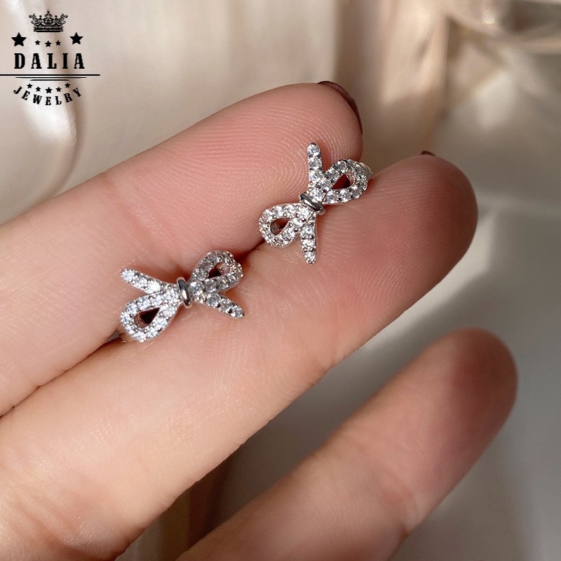 Bông tai nữ bạc dạng bấm hình nơ xinh tiểu thư DaLiA Jewelry khuyên tai chuẩn bạc 925