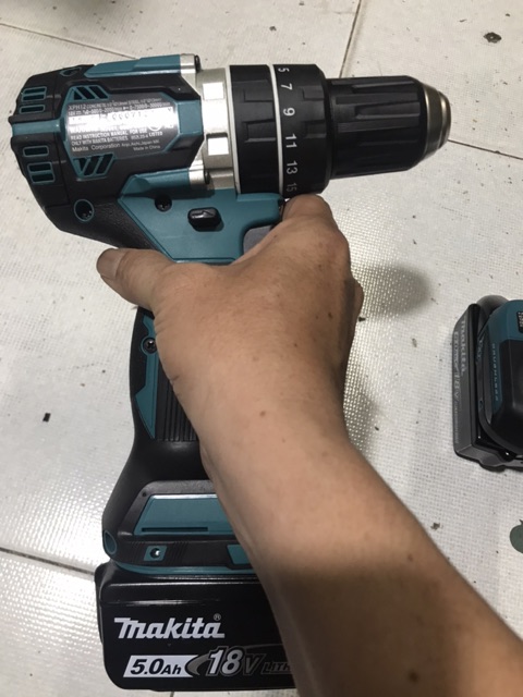 Máy khoan  Makita XPH12 18V (bộ) mới 100%