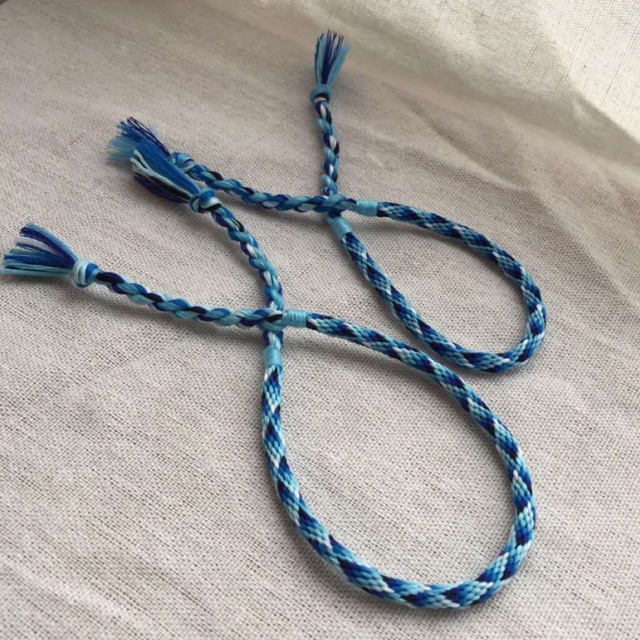 Vòng kumihimo ombre xanh biển