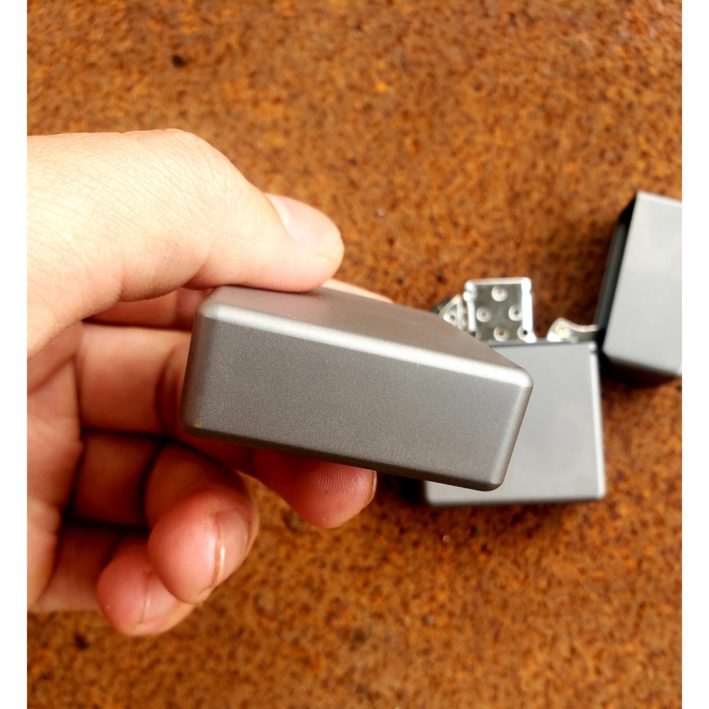 Tacray - Vỏ Titanium quẹt zip