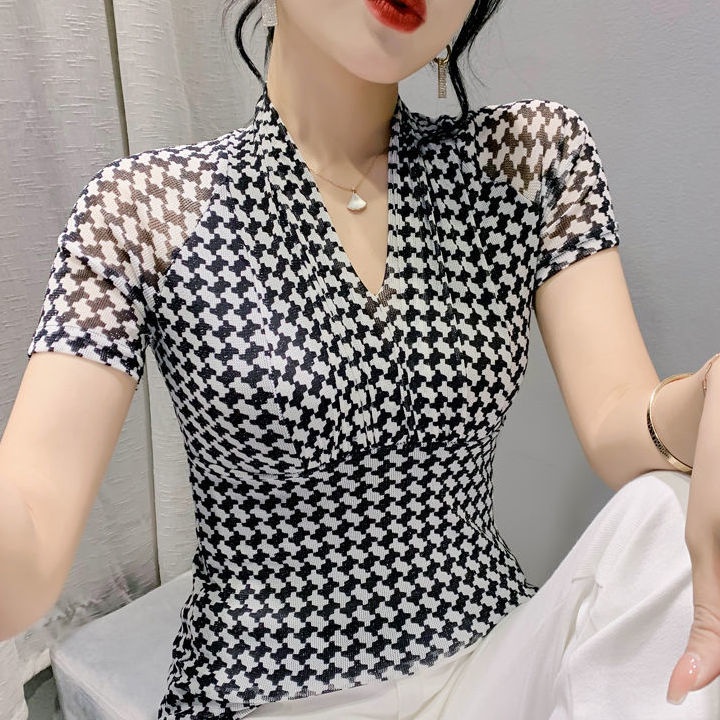 Áo Thun Tay Lửng Cổ Chữ V Thiết Kế Mới Quyến Rũ Phong Cách Châu Âu Cho Nữ★Quần Áo Nữ Yiren★