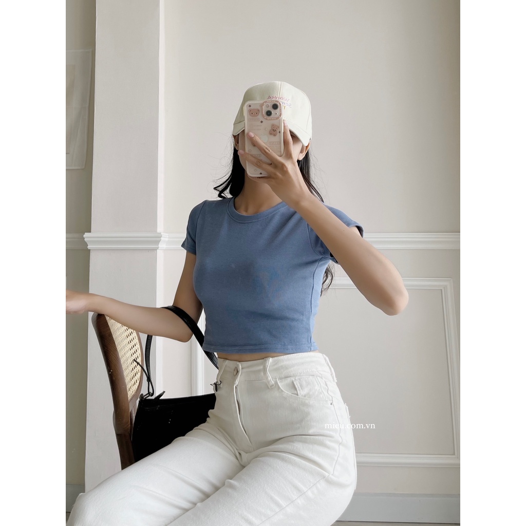 Áo croptop Anna tay ngắn Miều Est.2013