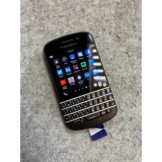 Điện thoại blackberry Q10 carbon chính hãng