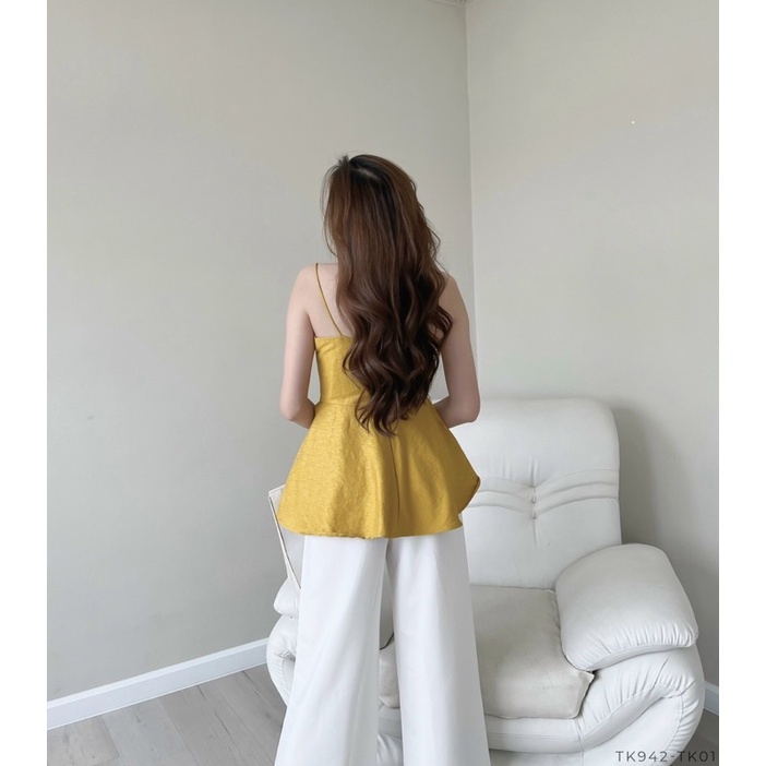 ÁO HAI DÂY MÀU VÀNG CÓ ÁNH NHŨ DÁNG PEPLUM SANG CHẢNH SUN FASHION