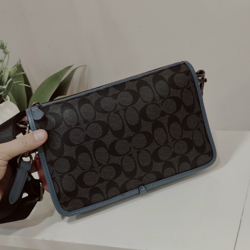 Túi đeo chéo Coach nam nữ sale