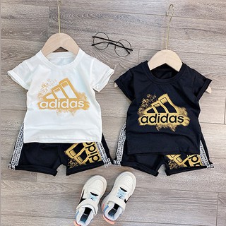 Bộ quần áo thun cộc tay adidas cho bé trai