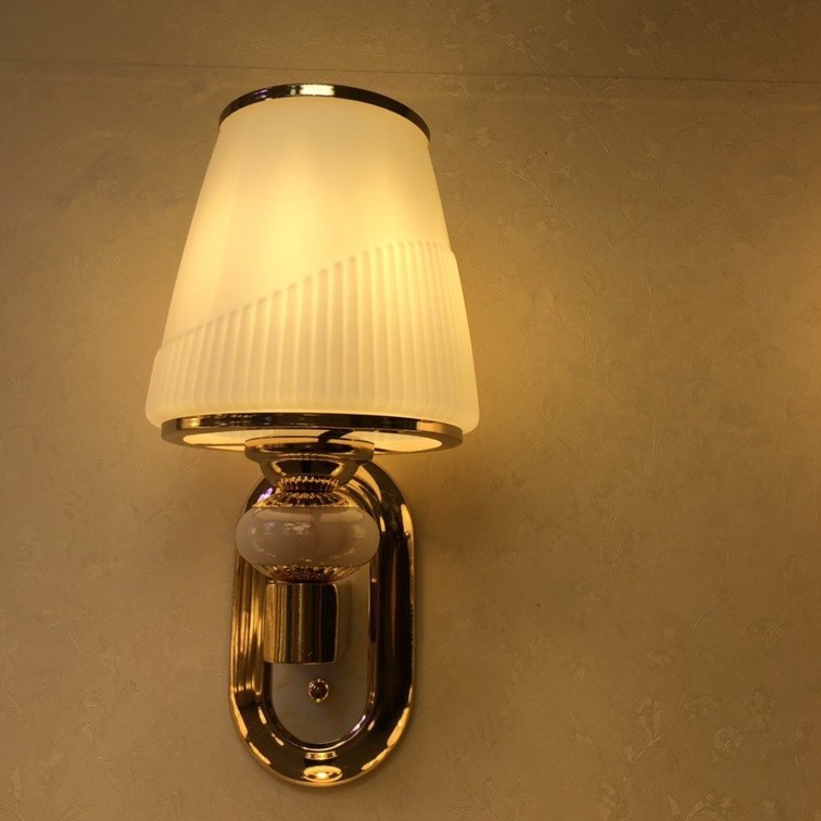 Đèn Ngủ Treo Tường QTD1001, Đèn Trang Trí Gắn Tường Phòng Khách/Cầu Thang